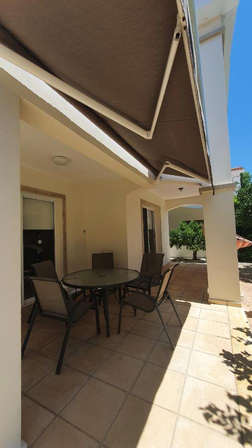 Villa Sofia Coral Bay Bagian luar foto