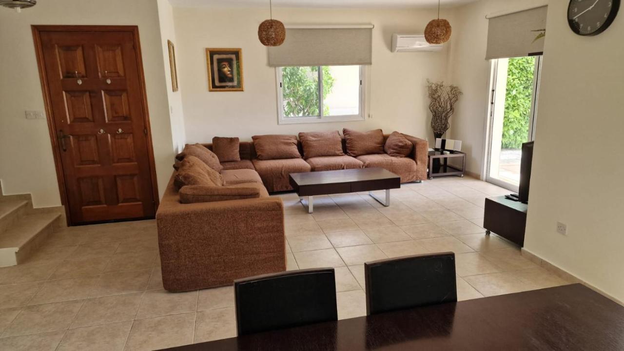 Villa Sofia Coral Bay Bagian luar foto