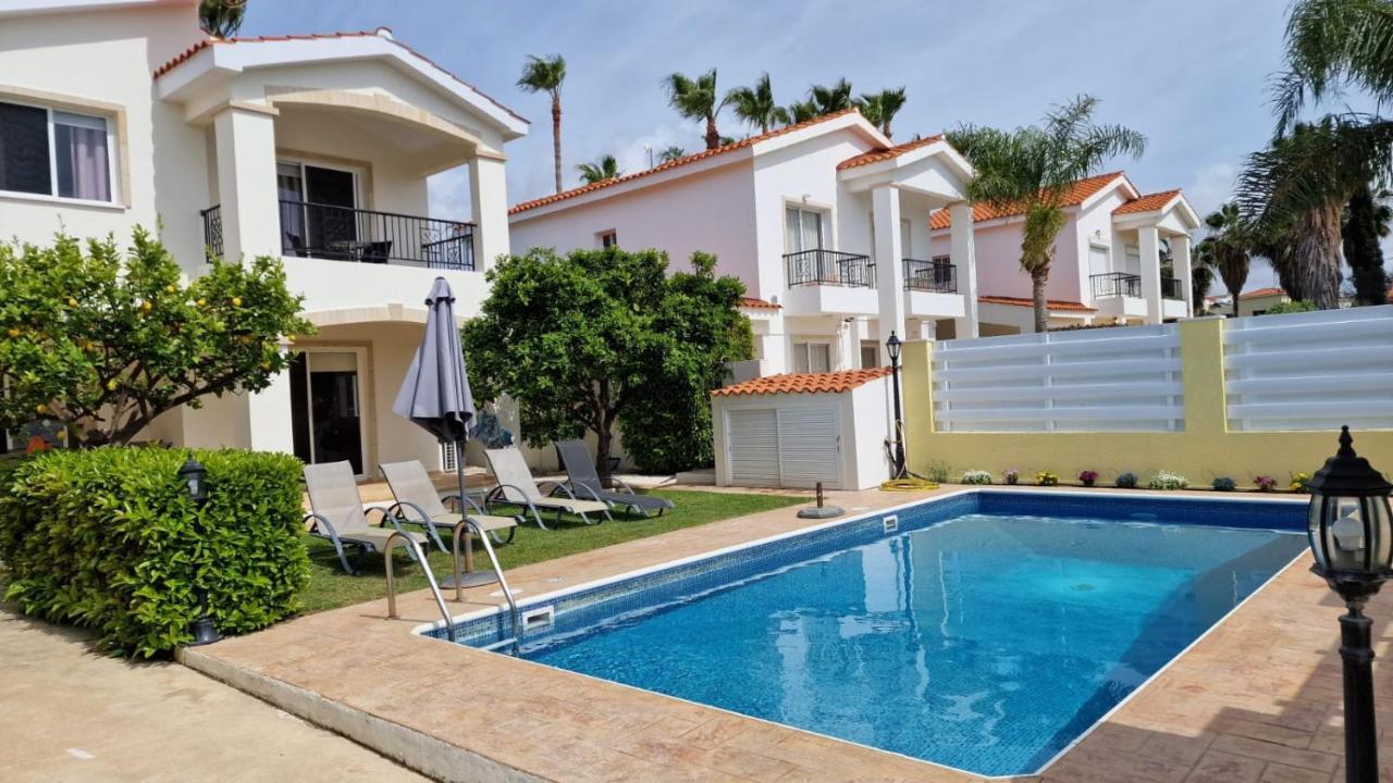 Villa Sofia Coral Bay Bagian luar foto